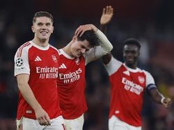 Gyokeres Senyum Lebar