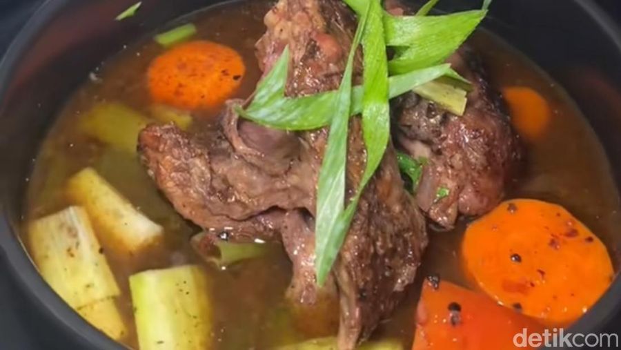 Video Chef Juna Angkat Cengkeh Manado Lewat Menu Spesial dan Film Pendek