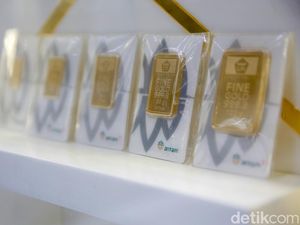 Harga Emas Antam Hari Ini Turun Tipis Harga Emas Antam Hari Ini Turun Tipis