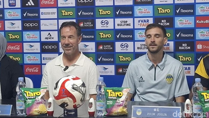 Jumpa pers PSIM Jogja di Stadion Sultan Agung, Bantul, Rabu (22/10/2025) Jumpa pers PSIM Jogja di Stadion Sultan Agung, Bantul, Rabu (22/10/2025)