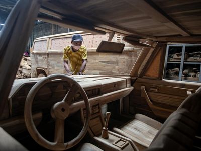 KUR 2026 Fokus ke Sektor Produksi, Target Naik Jadi 62 Persen