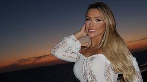 Selebgram Ini Kabarnya Pacar Baru Mbappe, Dulu Ditempel Pemain Real Madrid Juga