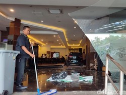 Mobil Listrik Nyelonong Masuk Hotel di Klaten, Ini Penyebabnya