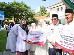 Hari Santri, Bupati Banyuwangi Salurkan Insentif untuk 14 Ribu Guru Ngaji