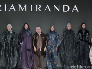 Ria Miranda Hadirkan Koleksi Signature 2025 Berkonsep Multi-Way Styling Ria Miranda Hadirkan Koleksi Signature 2025 Berkonsep Multi-Way Styling