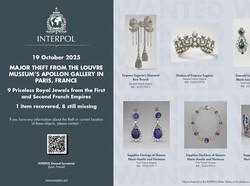 Perhiasan Museum Louvre Sudah Masuk Database Barang Curian Interpol