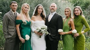 7 Momen Pernikahan Alana Hadid, Gigi dan Bella Hadid Nyeker Curi Atensi