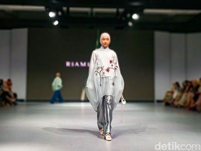 Foto: Koleksi Busana Ria Miranda Signature 2025 Berkonsep Multi-Way Styling