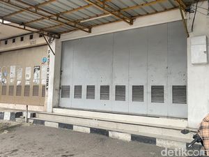 Gerai Resto Milik Fitri di Sukabumi Tutup, gegara Kasus Heri Gunawan? Gerai Resto Milik Fitri di Sukabumi Tutup, gegara Kasus Heri Gunawan?