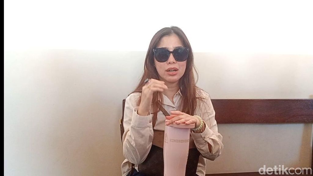 Ini Kamelia, Kekasih Ammar Zoni Ini Kamelia, Kekasih Ammar Zoni