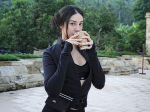 Anya Geraldine Sudah Gak Malas Mandi Lagi Anya Geraldine Sudah Gak Malas Mandi Lagi