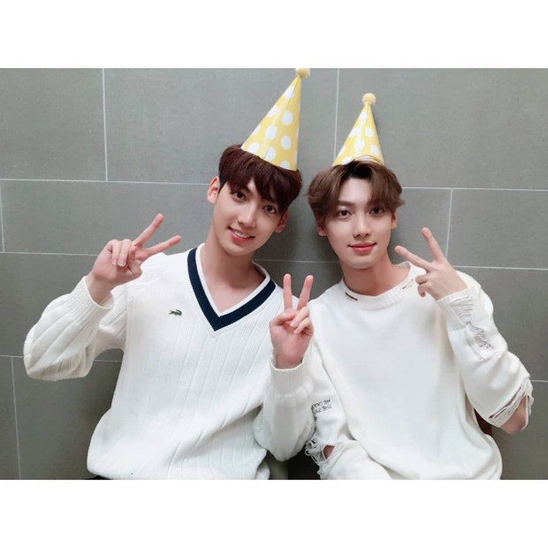 Artis Korea kembar Boyfriend’s Young Min & Kwang Min/Foto: Instagram @boyym_95 Artis Korea kembar Boyfriend’s Young Min & Kwang Min/Foto: Instagram @boyym_95