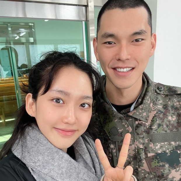 Artis Korea kembar Han Ji Hyun dan Han Seung Soo/Foto: Instagram @hanjiji54 Artis Korea kembar Han Ji Hyun dan Han Seung Soo/Foto: Instagram @hanjiji54