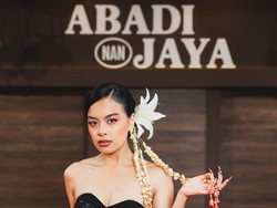 7 Fakta Abadi Nan Jaya, Film Zombie Lokal Baru yang Dibintangi Eva Celia 7 Fakta Abadi Nan Jaya, Film Zombie Lokal Baru yang Dibintangi Eva Celia