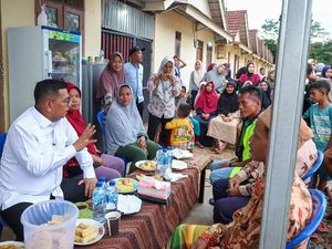 Andra Soni Kunjungi 56 Hunian Tetap untuk Korban Pergerakan Tanah di Lebak Andra Soni Kunjungi 56 Hunian Tetap untuk Korban Pergerakan Tanah di Lebak
