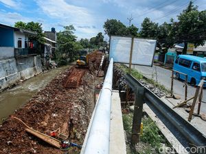 Intip Proyek Rekonstruksi Jalan di Depok yang Menelan Anggaran Rp 1,4 Miliar Intip Proyek Rekonstruksi Jalan di Depok yang Menelan Anggaran Rp 1,4 Miliar