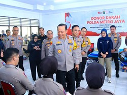 Bidhumas Polda Metro Donor Darah Sambut Hari Jadi Ke-74 Humas Polri