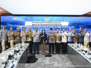 Setahun Prabowo, Ada PR 60 Juta Masyarakat Belum Terkoneksi Internet Setahun Prabowo, Ada PR 60 Juta Masyarakat Belum Terkoneksi Internet