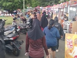 Atlet Keluhkan Trek Lari Lapangan Andi Makkasau Dipakai Tenan-Motor Parkir