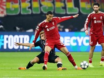 Liverpool Ungguli Eintracht 3-1 di Babak I