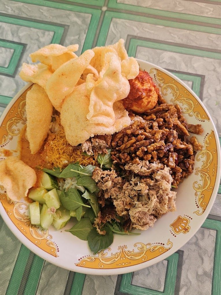 Makan siang di Setiabudi