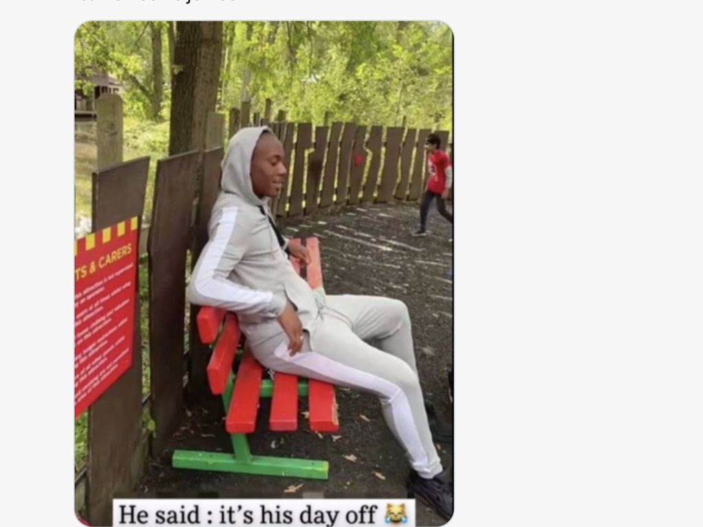 Minim Kontribusi, Isak Jadi Bulan-bulanan di Linimasa Minim Kontribusi, Isak Jadi Bulan-bulanan di Linimasa