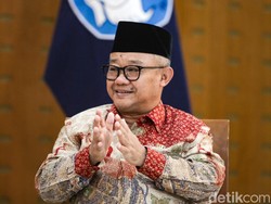 Video Mendikdasmen Jenguk Korban Ledakan SMAN 72: Semuanya Sudah Membaik