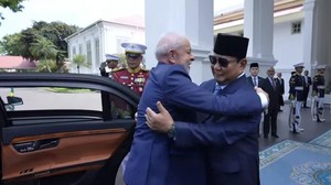 Prabowo Mau Jadikan Bahasa Portugis Mata Pelajaran di Sekolah