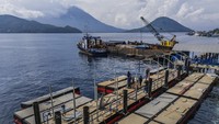 Pembangunan Dermaga Baru di Pelabuhan Semut Ternate Dikebut Pembangunan Dermaga Baru di Pelabuhan Semut Ternate Dikebut