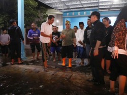 Pemkot Semarang Operasikan Pompa untuk Penanganan Banjir di Genuk