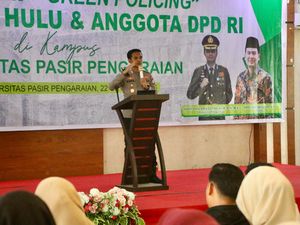 Kapolres Gandeng Mahasiswa Tanam Pohon di Rohul, Wujudkan Green Campus Kapolres Gandeng Mahasiswa Tanam Pohon di Rohul, Wujudkan Green Campus