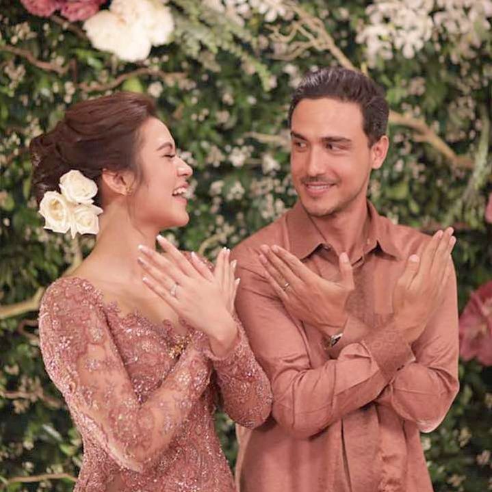 Perjalanan cinta Raisa dan Hamish