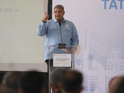 Soroti Pembakaran Mahkota Cenderawasih, Anggota DPR Rajiv: Tak Hormati Adat Soroti Pembakaran Mahkota Cenderawasih, Anggota DPR Rajiv: Tak Hormati Adat
