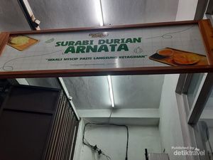 Jajan Surabi Durian Khas Bandung yang Bikin Ketagihan