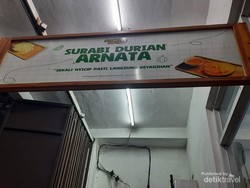 Jajan Surabi Durian Khas Bandung yang Bikin Ketagihan
