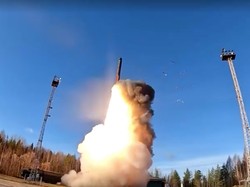 Putin Umumkan Sukses Uji Coba Rudal Nuklir dengan Jangkauan Tak Terbatas