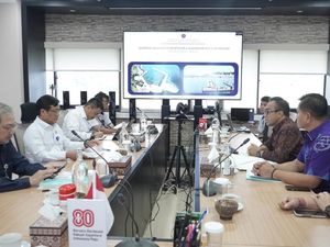 Jaya Negara Bahas Operasional 3 Pelabuhan di Denpasar dengan Kemenhub Jaya Negara Bahas Operasional 3 Pelabuhan di Denpasar dengan Kemenhub
