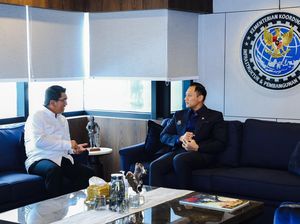 AHY Ungkap Pentingnya Sinergi Akademisi untuk Dukung Pembangunan Nasional AHY Ungkap Pentingnya Sinergi Akademisi untuk Dukung Pembangunan Nasional