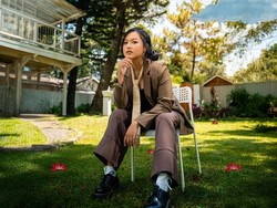 Clara Riva Rilis Iya Iya Iya, Soundtrack Santai Buat yang Lagi Capek