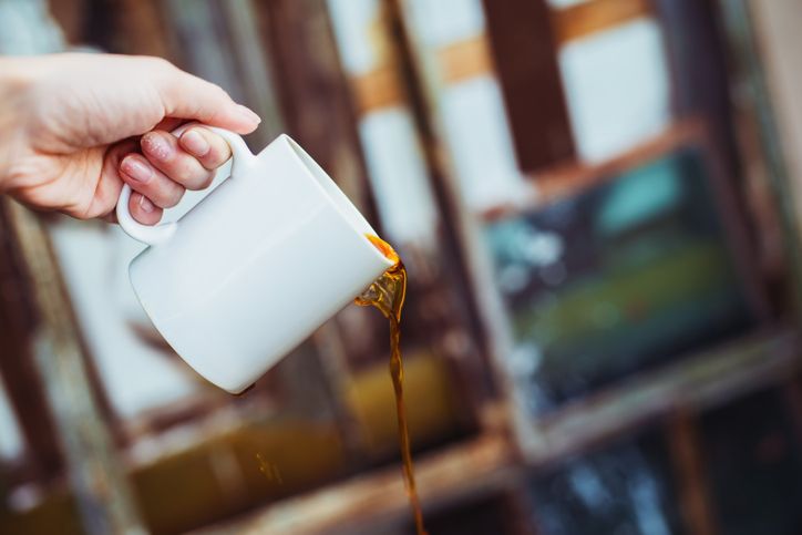 Didenda gegara buang kopi Buang Sisa Kopi ke Selokan, Wanita di London Didenda Rp 3,3 Juta