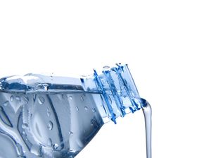 Fakta-fakta Sumber Air Akuifer di Balik Tudingan Aqua Pakai Sumur Bor Fakta-fakta Sumber Air Akuifer di Balik Tudingan Aqua Pakai Sumur Bor