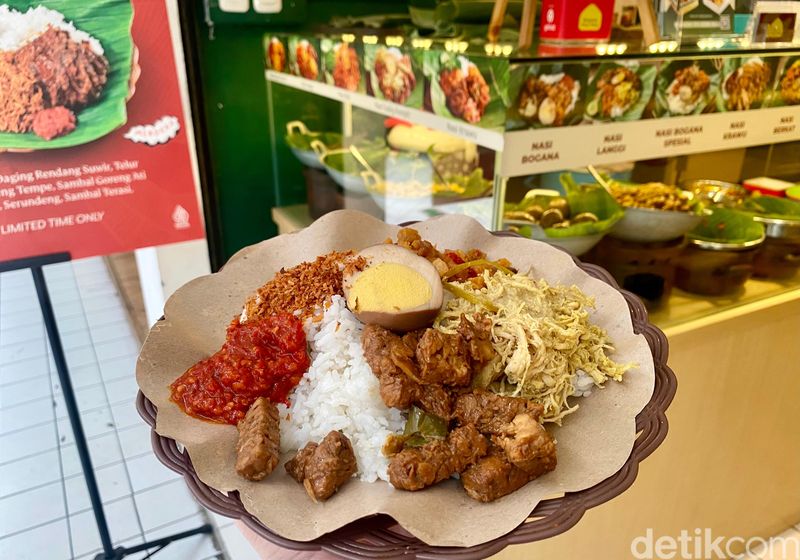 Jajan di Pasar Puri Indah Yuk! Ada Nasi Bogana hingga Bakso Pontianak Halal Gerai makanan yang ada di area Pasar Puri Indah