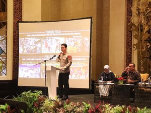 Kapolda Bali Jadi Narasumber Sosialisasi Percepatan Realisasi Investasi Kapolda Bali Jadi Narasumber Sosialisasi Percepatan Realisasi Investasi