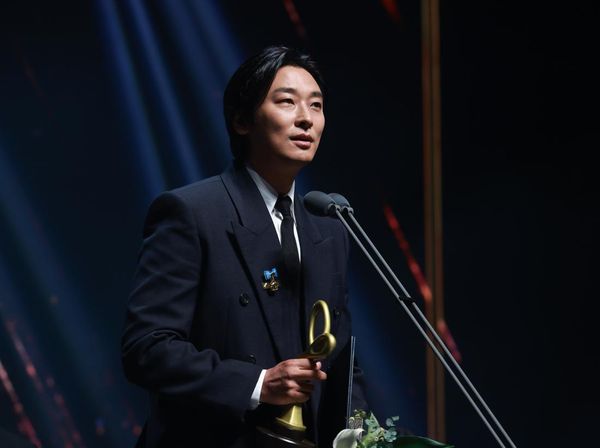 Para Bintang Bersinar di Korea Popular Culture and Arts Awards 2025