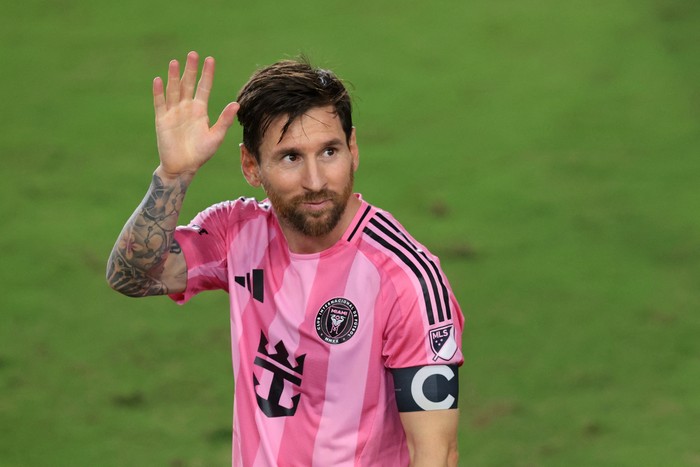 Oct 11, 2025; Fort Lauderdale, Florida, USA; Inter Miami CF forward Lionel Messi (10) waves toward the fans  after the game against Atlanta United at Chase Stadium. Mandatory Credit: Sam Navarro-Imagn Images
