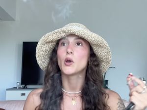 Influencer Diduga Jadi Gembong Narkoba, Sering Bagikan Konten Ganja Influencer Diduga Jadi Gembong Narkoba, Sering Bagikan Konten Ganja
