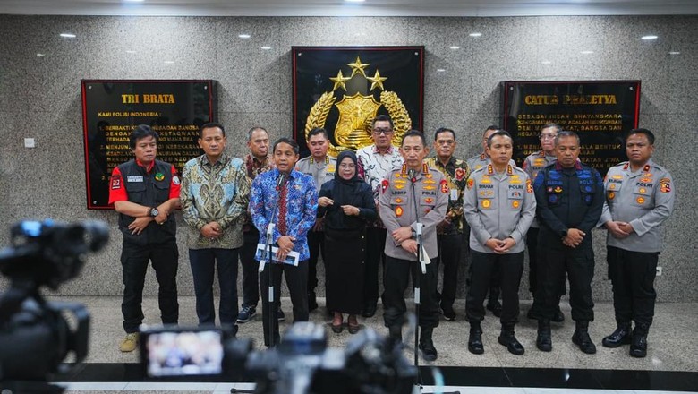 Menhut Puji Polri Tegas Tangani Kasus Karhutla: Efektif Bikin Efek Jera