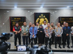 Menhut Puji Polri Tegas Tangani Kasus Karhutla: Efektif Bikin Efek Jera