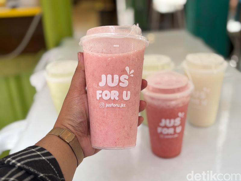 Pasar Puri Indah Kuliner di Pasar Puri Indah.