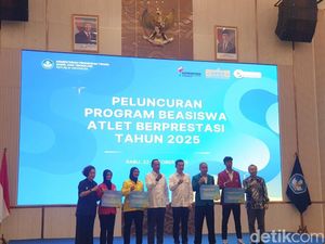 Kemdiktisaintek Sediakan Beasiswa S1 Khusus Atlet, Tahap Awal untuk 200 Penerima Kemdiktisaintek Sediakan Beasiswa S1 Khusus Atlet, Tahap Awal untuk 200 Penerima